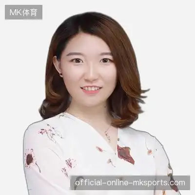 侯语东